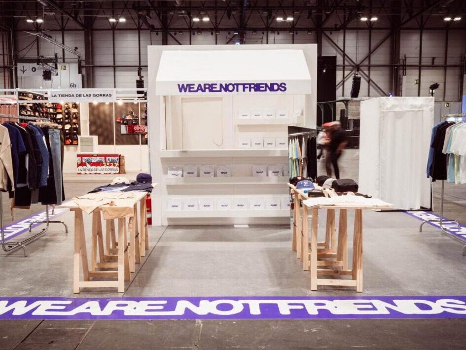 We are not friends - www.somosbig.es